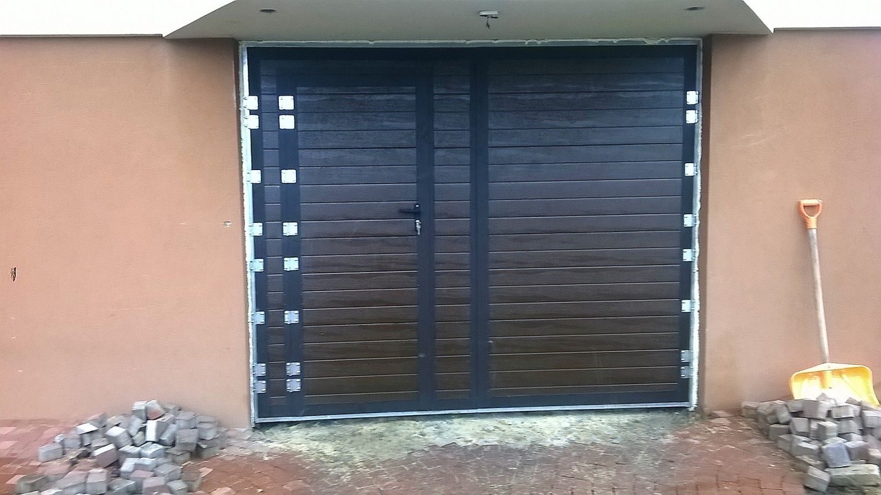 Brama dwuskrzydłowa z panela z pianą poliuretanową 5
